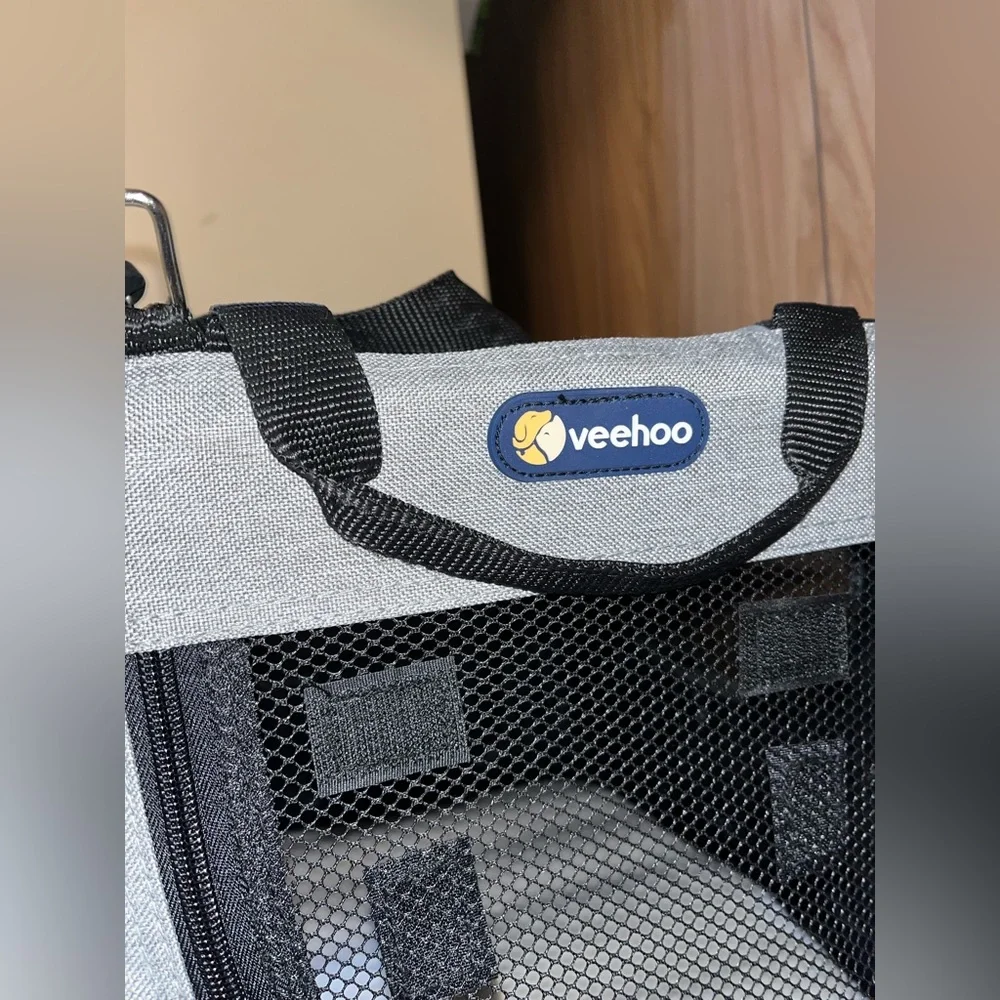 Veehoo Dog Carrier for travel use for small to medium dog.